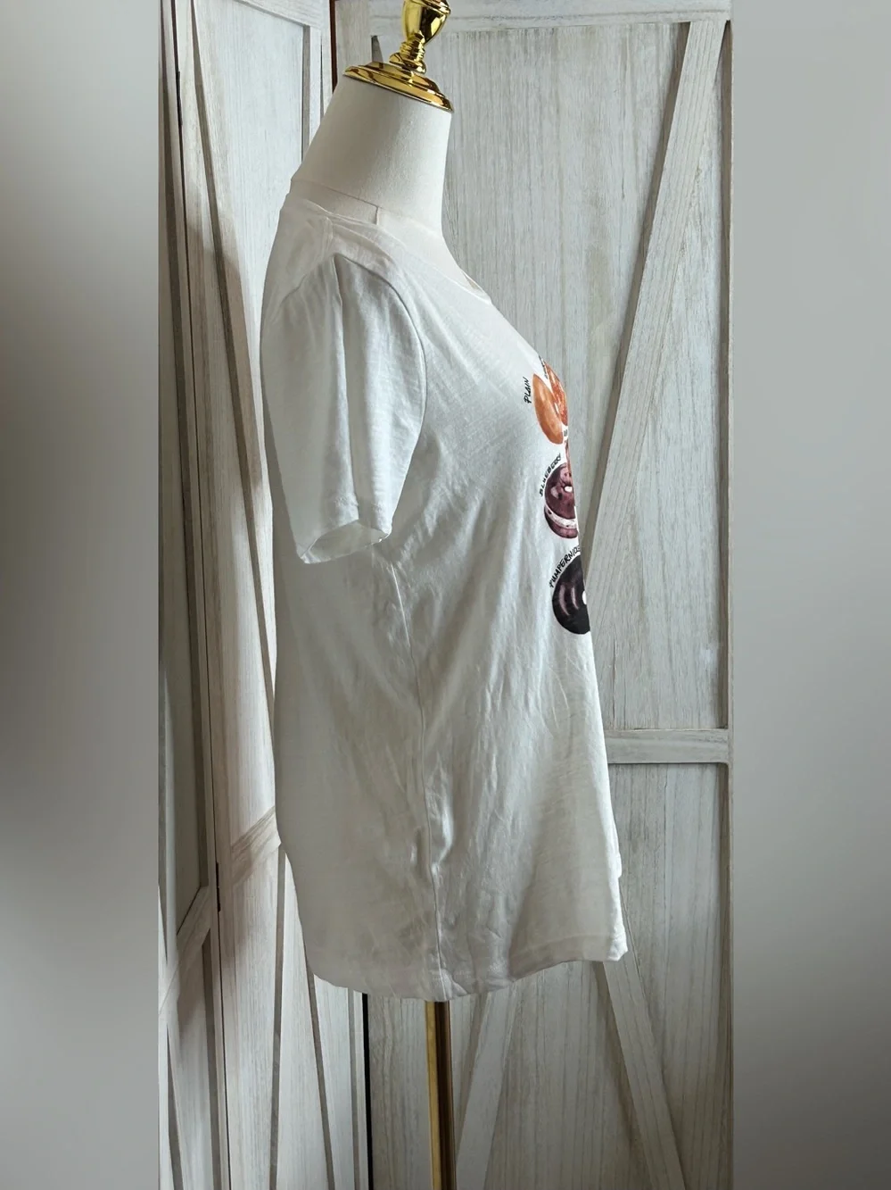 J. Crew Quirky Preppy White Collector Tee Bagel Graphic Sz M Whimsical Foodie